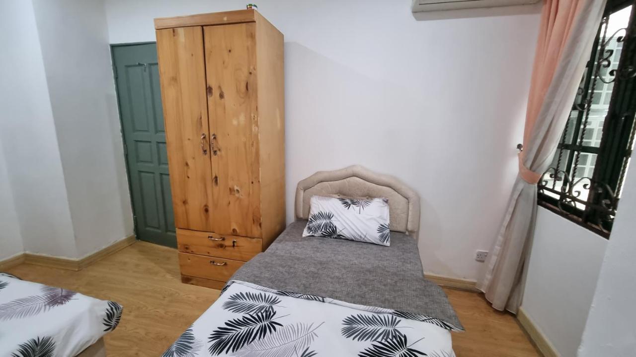 Kenyalang Emerald Riverine Resort Homestay Кучинг Екстериор снимка